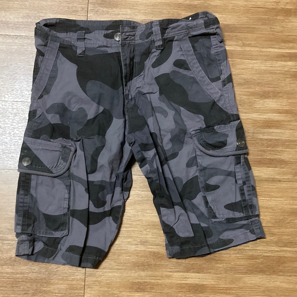 Rue 21 Mens Grey Camo Cargo Shorts Size 28w